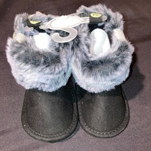 Baby’s shoes size 1